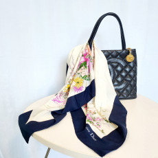 [J8449_0511-07]Christian Dior 크리스찬디올 스카프(84cm)